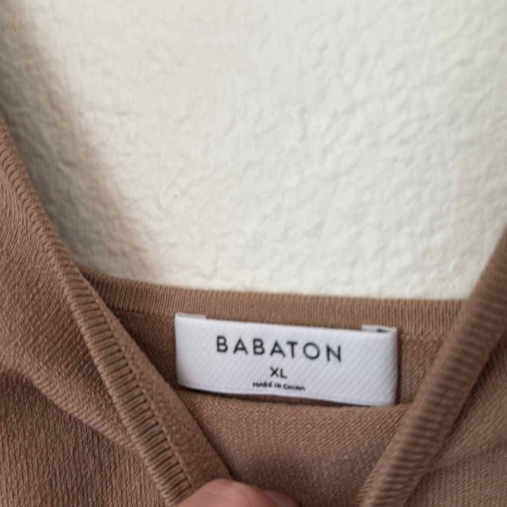 Aritzia Babaton Sculpt Knit Tank Cropped - Picture 2 of 5